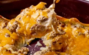 Cheesy Ground Beef and Potatoes Cheesy Ground Beef and Potatoes