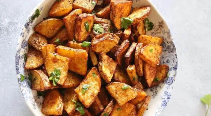 Deep Roasted Paprika Potatoes Deep Roasted Paprika Potatoes