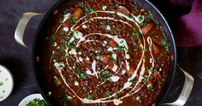 Vindaloo Curry with Lentils And Potato